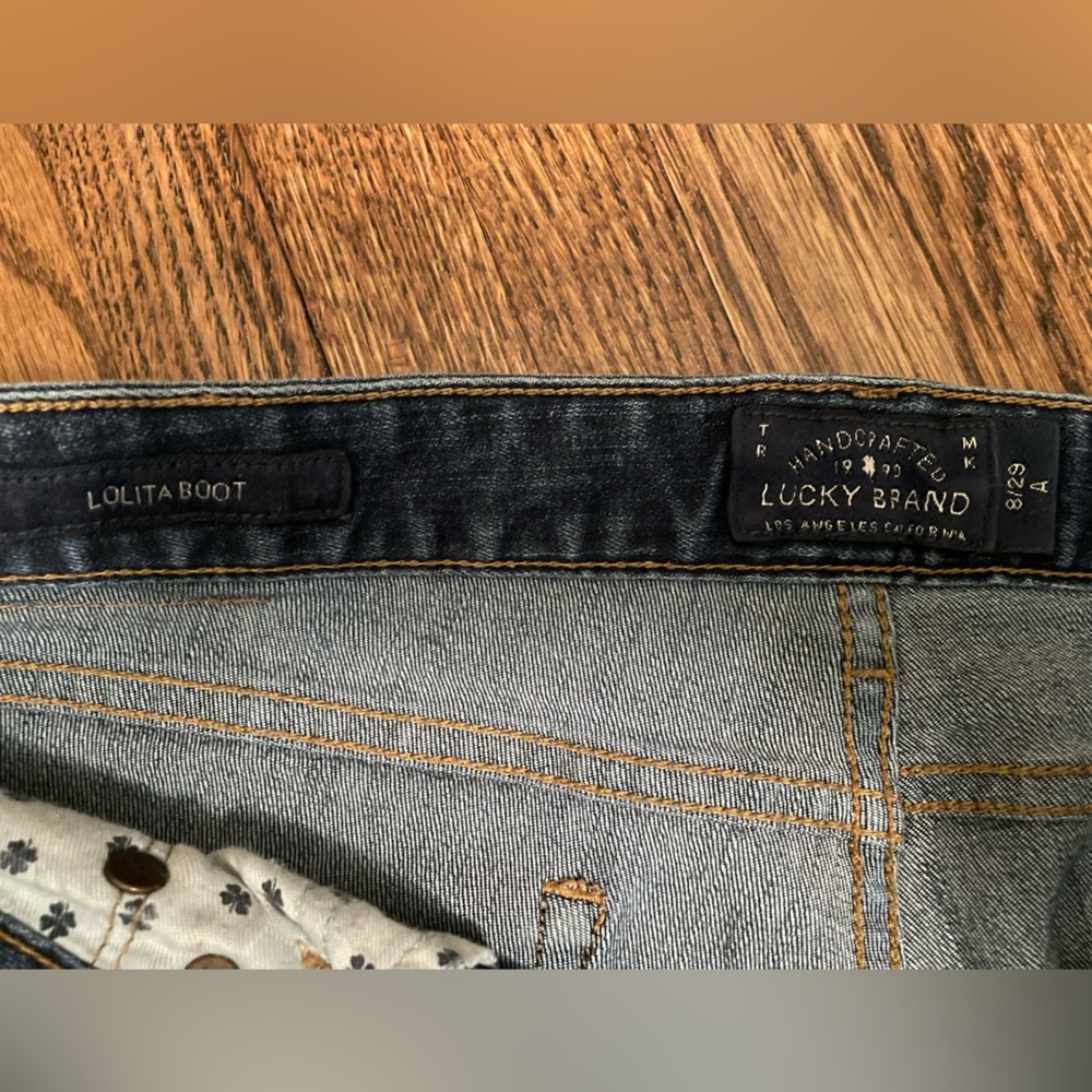 Lucky brand jeans. Size 8. Used like new. Flare at the bottom. - Picture 3 of 3